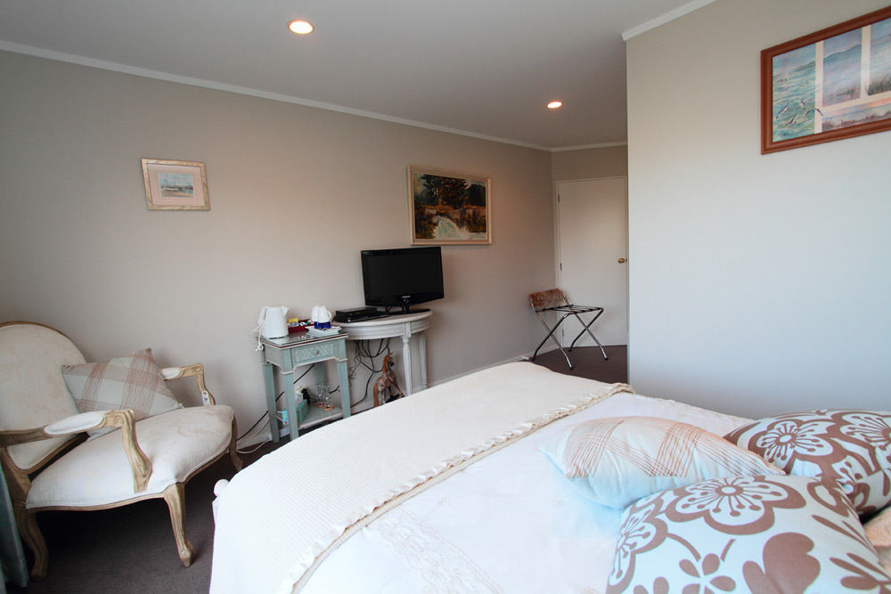 Pacific View Bed And Breakfast Веллингтон Экстерьер фото